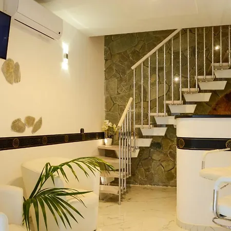 Konukevi Il Casanova 4*